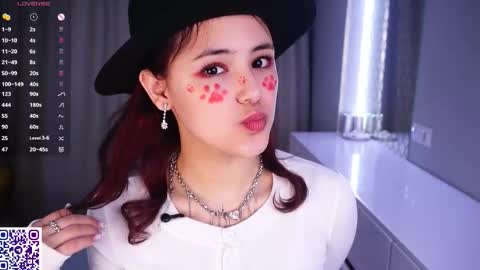 Snapshot of helgamartin chatting on 23, 2, 2026 Aurora online show from 23, 2, 2026