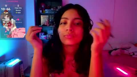 Helia Transfem and Amy online show from 9, 7, 2026
