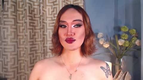 hellatarahathor online show from 13, 4, 2026