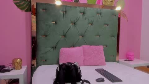 Hellen  online show from 20, 12, 2024