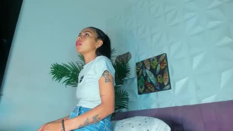 hellen     online show from 22, 12, 2025