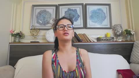    online show from 12, 1, 2025