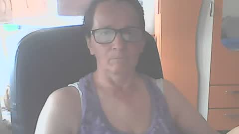 hellenmarie online show from 10, 7, 2026