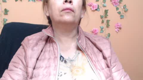 Snapshot of hellensextits chatting on 15, 1, 2025 hellen online show from 15, 1, 2025