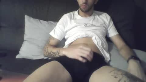 Snapshot of henol98 chatting on 2, 10, 2025 Adam online show from 2, 10, 2025