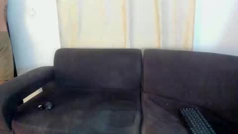 Snapshot of henrik_senn chatting on 7, 10, 2025 henrik_senn online show from 7, 10, 2025