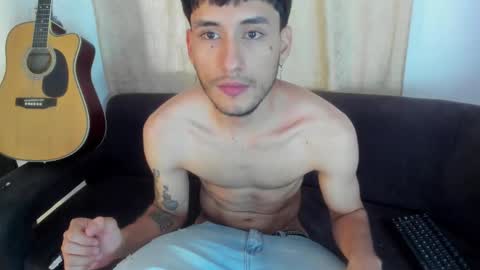 Snapshot of henrik_senn chatting on 29, 10, 2025 henrik_senn online show from 29, 10, 2025