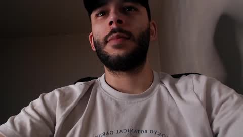 HenryAxe online show from 4, 4, 2026