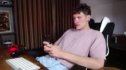 Gregblonde  Alextattoo online show from 18, 11, 2025