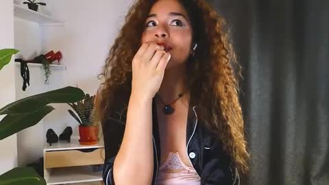 hercyqueen online show from 13, 2, 2026