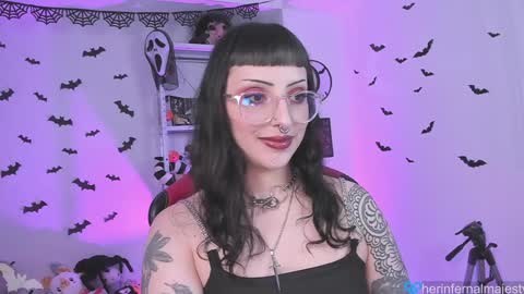 Snapshot of herinfernalmajesty chatting on 15, 1, 2025  Marie  online show from 15, 1, 2025