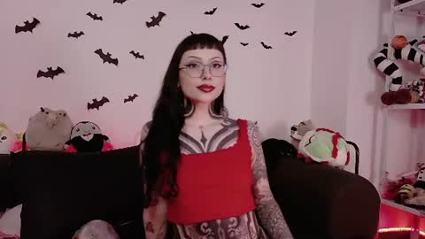 Snapshot of herinfernalmajesty chatting on 15, 7, 2026 Marie online show from 15, 7, 2026