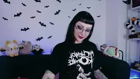 Snapshot of herinfernalmajesty chatting on 16, 7, 2026 Marie online show from 16, 7, 2026