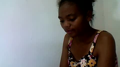 Snapshot of herisse01 chatting on 24, 7, 2026 herisse01 online show from 24, 7, 2026