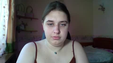 hess_luna_ online show from 14, 7, 2026