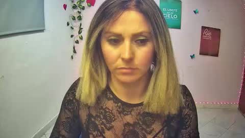 Snapshot of hestesiaxx chatting on 3, 2, 2026 Hestesiaxx online show from 3, 2, 2026