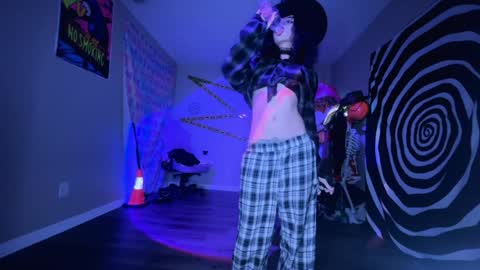 salem online show from 17, 11, 2025