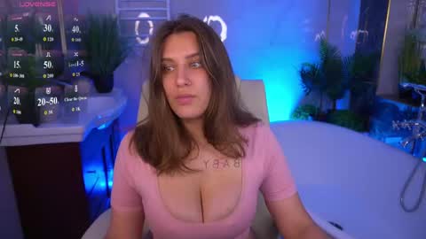 heykittenn online show from 31, 5, 2026
