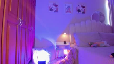 Martina Ricci Show schedule Monday to Friday 8am colombia time I work some weekends  online show from 9, 2, 2026