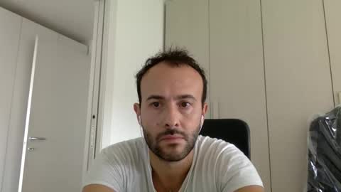 Snapshot of hhombre chatting on 18, 9, 2025 hhombre online show from 18, 9, 2025