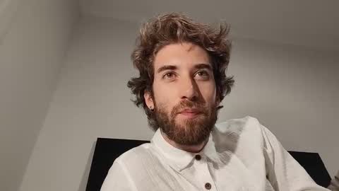 Snapshot of hiddengaze chatting on 24, 2, 2026 HiddenGaze online show from 24, 2, 2026