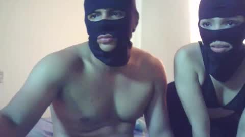 hiddenman95 online show from 2, 4, 2026