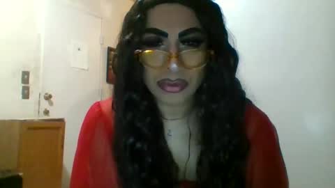 Snapshot of hihheelstranny chatting on 1, 5, 2026 hihheelstranny online show from 1, 5, 2026