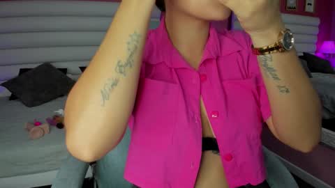 hilary_tailor online show from 6, 11, 2025