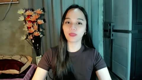 hilarymolly online show from 1, 3, 2026