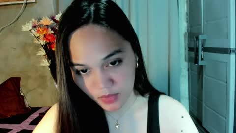 Snapshot of hilarymolly chatting on 12, 7, 2026 hilarymolly online show from 12, 7, 2026