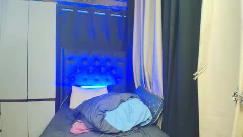 Snapshot of himarika chatting on 16, 9, 2025 yuricah online show from 16, 9, 2025