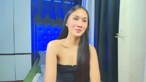 Snapshot of himarika chatting on 10, 10, 2025 yuricah online show from 10, 10, 2025