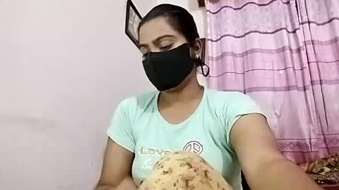 Snapshot of himuhimu22 chatting on 15, 6, 2026 himuhimu22 online show from 15, 6, 2026