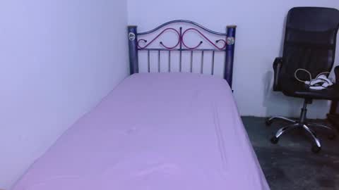      0600AM-1100AM - online show from 30, 9, 2025