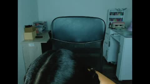 Snapshot of hinata_9 chatting on 18, 5, 2026 0600AM-1100AM - online show from 18, 5, 2026