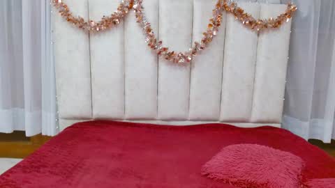 Snapshot of hinataleecs chatting on 24, 12, 2024 hinata lee online show from 24, 12, 2024