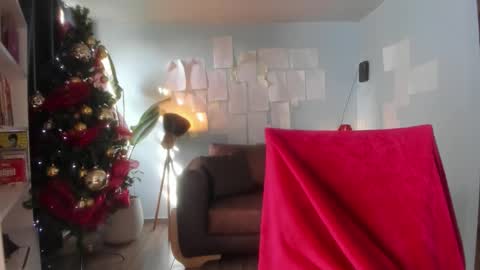 Hinnata online show from 10, 11, 2025