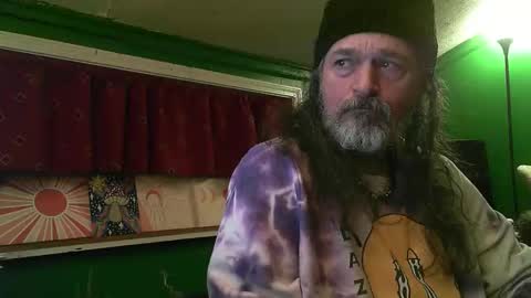 hippiedad333 online show from 28, 3, 2026