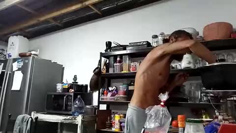 Snapshot of hippieguysa11 chatting on 5, 11, 2025 hippieguysa11 online show from 5, 11, 2025