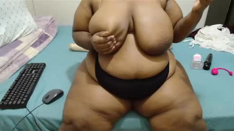 hips2sexy online show from 22, 12, 2024