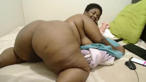 hips2sexy online show from 9, 3, 2025