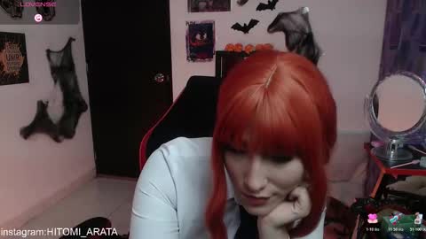 Snapshot of hitomi_arata chatting on 31, 10, 2025 Hitomi Arata online show from 31, 10, 2025