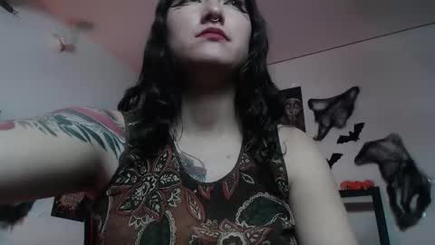 Snapshot of hitomi_arata chatting on 10, 11, 2025 Hitomi Arata online show from 10, 11, 2025