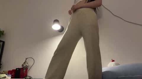 amy online show from 26, 10, 2025