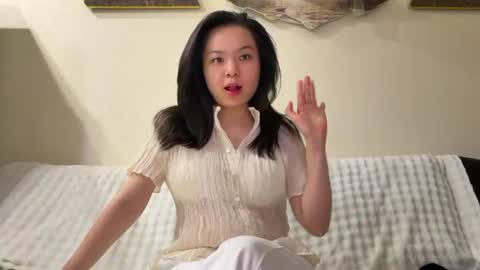 Snapshot of hola_sunflower chatting on 27, 6, 2026 amy online show from 27, 6, 2026
