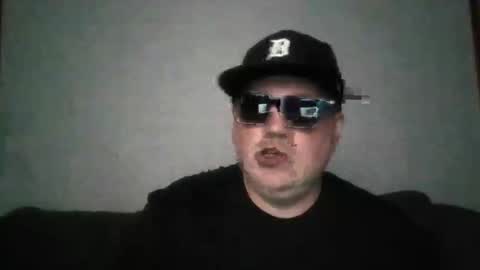 Snapshot of holden_minutz chatting on 3, 6, 2026 holden_minutz online show from 3, 6, 2026