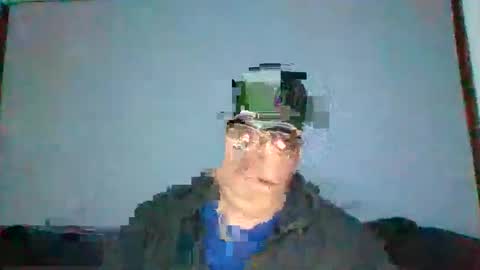 Snapshot of holden_minutz chatting on 10, 6, 2026 holden_minutz online show from 10, 6, 2026
