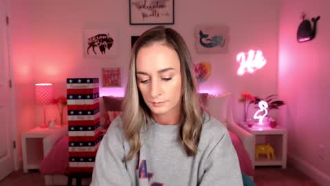 Holi Hurricane online show from 23, 11, 2025