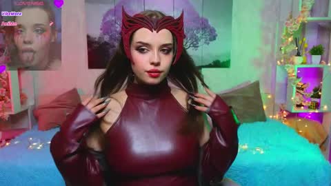 Lux online show from 25, 2, 2025