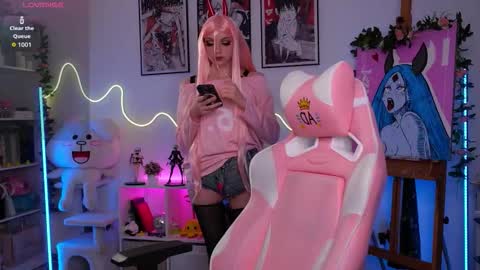 Holli online show from 12, 9, 2025